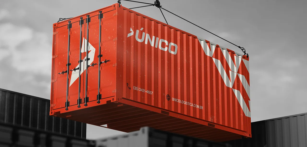 Contêiner da Único Group em transporte após a nacionalização